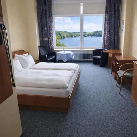 Hotel Seeschloss Am Kellersee 2*