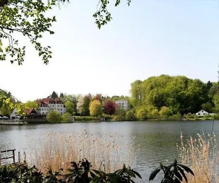 호텔 See Schlosshotel Am Kellersee 유틴