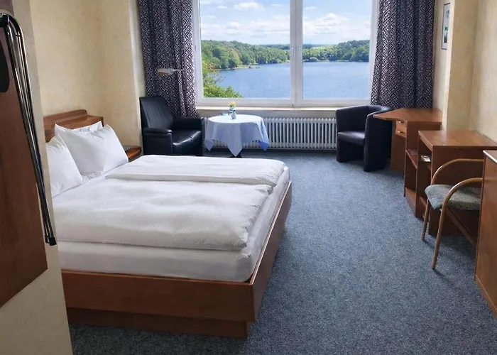Hotel Seeschloss Am Kellersee 2*
