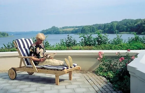 Hotel Seeschloss Am Kellersee 2*